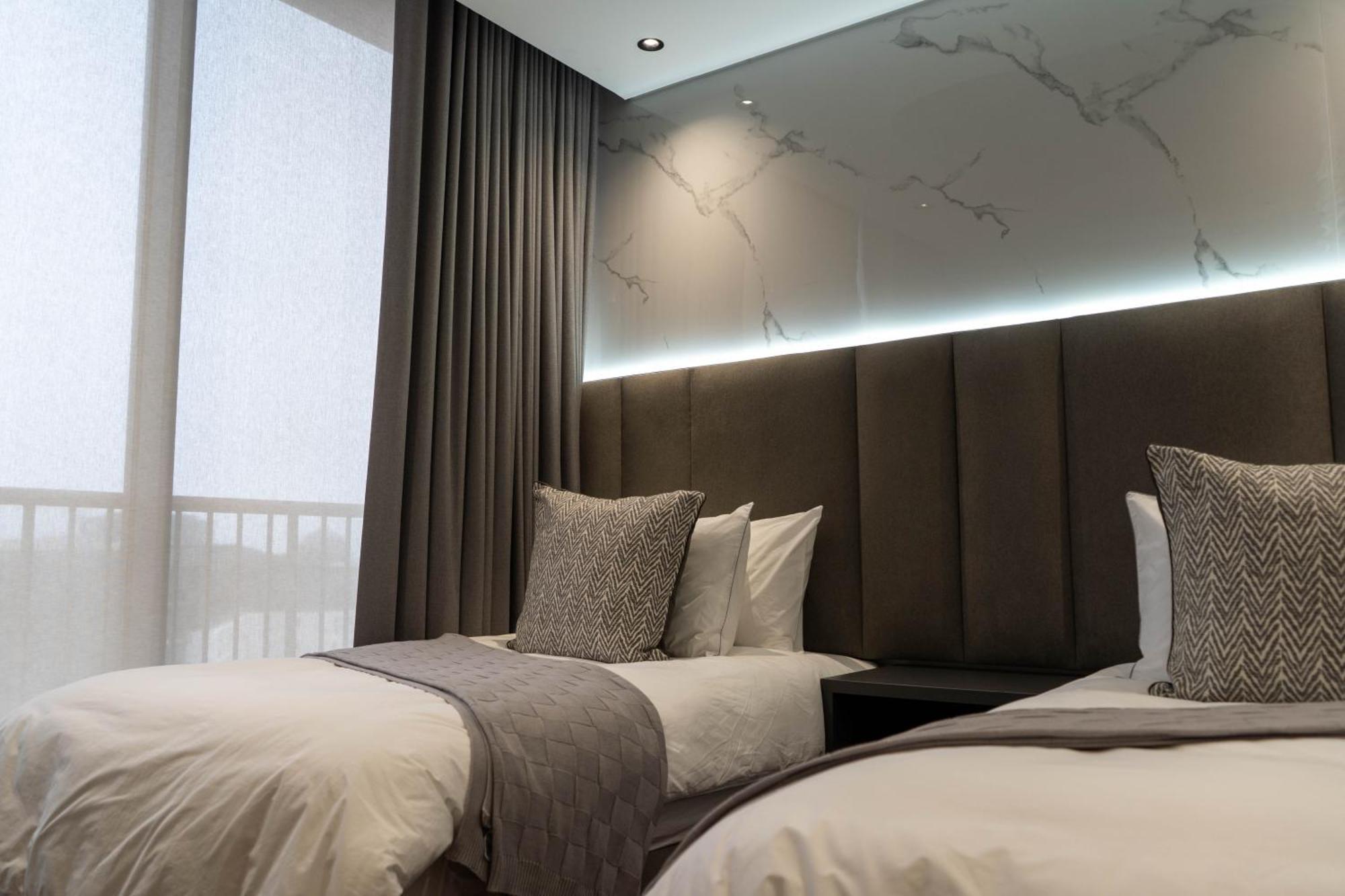 Prada Penthouse At On Park Century Apartment