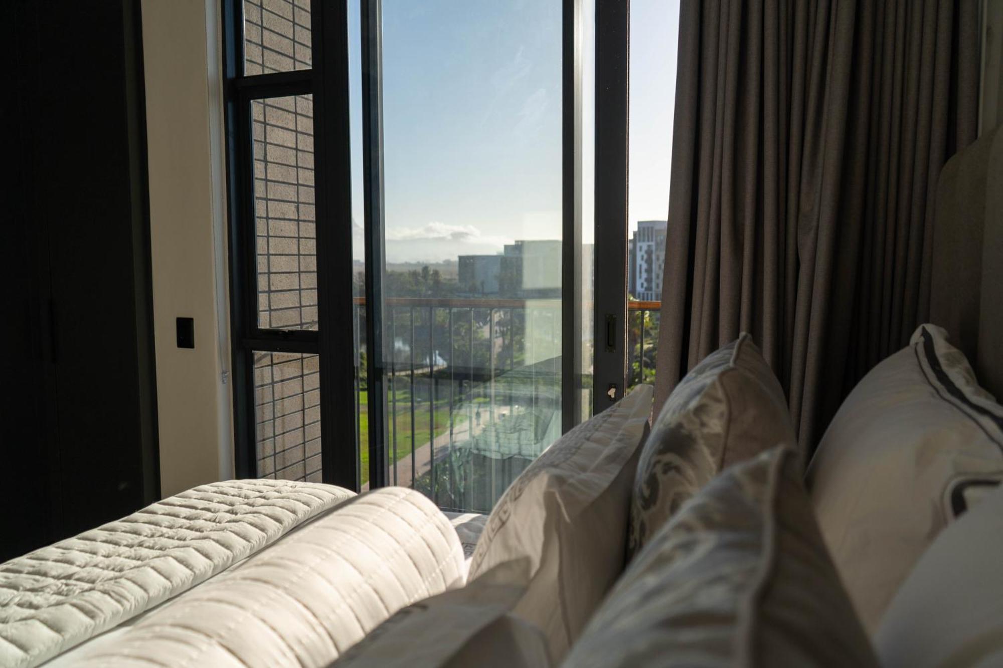 Apartment Prada Penthouse At On Park Century