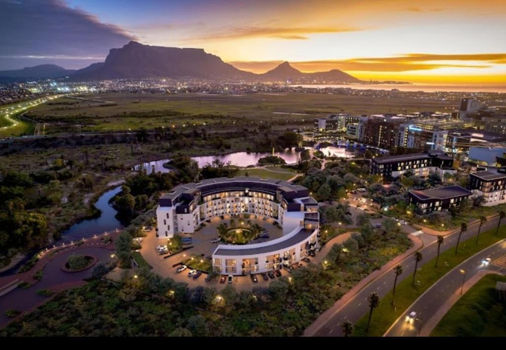 Apartment Prada Penthouse At On Park Century Cape Town