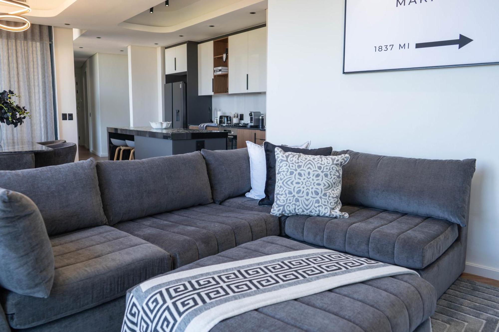 Prada Penthouse At On Park Century *